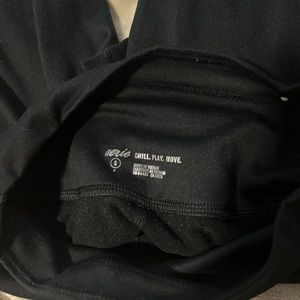Black aerie leggings